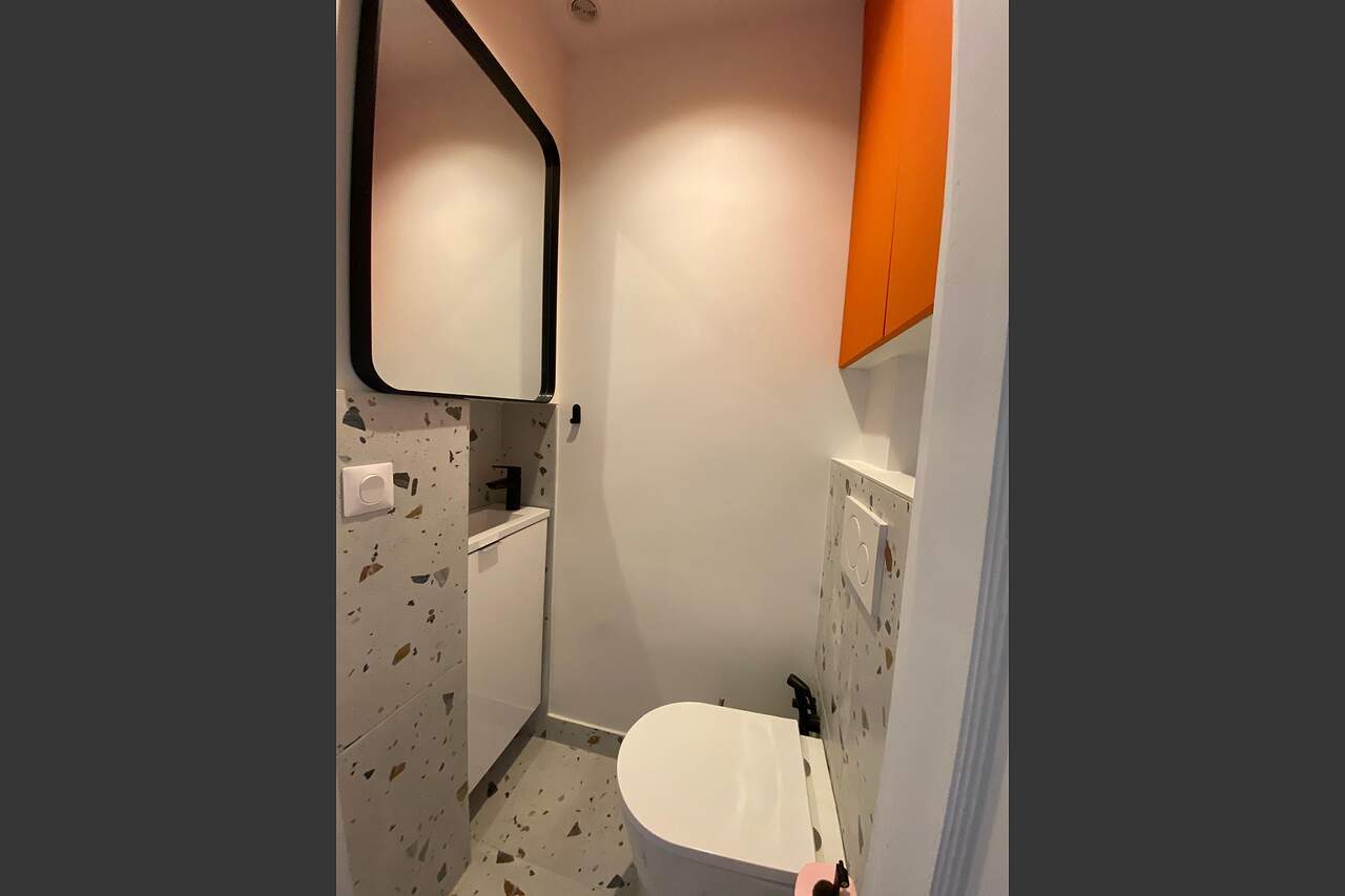 The toilet